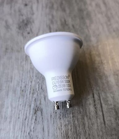 REDISSON GU10 6Watt 240vAC 3000k (Warm White) LED Downlight Bulb - Versatile Lighting Solution (10007538)