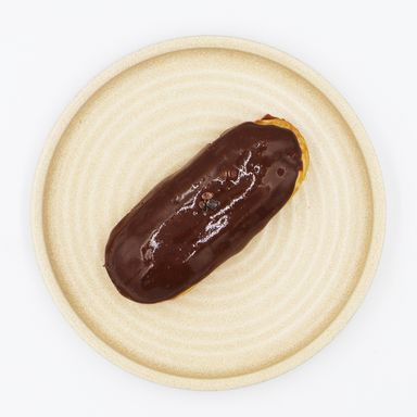 Roots Chocolate Eclair 50g
