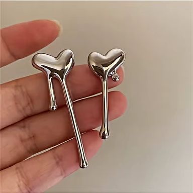 Silver Smooth Heart Stud Earrings – Minimalist Elegance