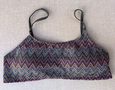  Multicolor Zig-Zag Patterned Bikini Top