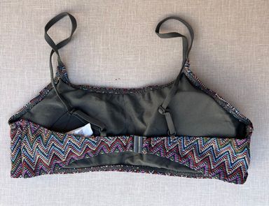  Multicolor Zig-Zag Patterned Bikini Top