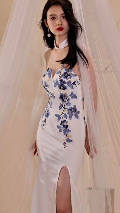 The Porcelain with Cape #6