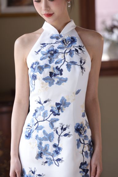 The Halter Porcelain #7 