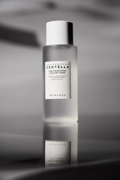 Skin1004 Centella brightening toner 