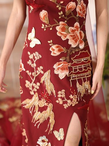 Folklore Cheongsam in Burgundy 