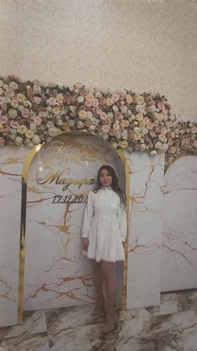 Kazakhstan Surrogacy & Egg Donor | 24 Yrs Old, 173cm, 75kg | ID #120030 |