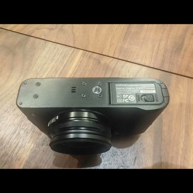 Fuji X100T black (SG Local Stock) 