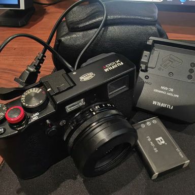 Fuji X100T black (SG Local Stock) 