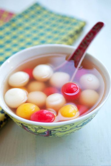 Tang Yuan in Ginger Soup 酱汁汤圆