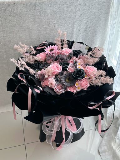 Black Pink Soap Rose Big Bouquet 