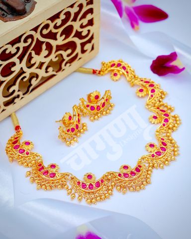 Sonchandrika Golden Thushi