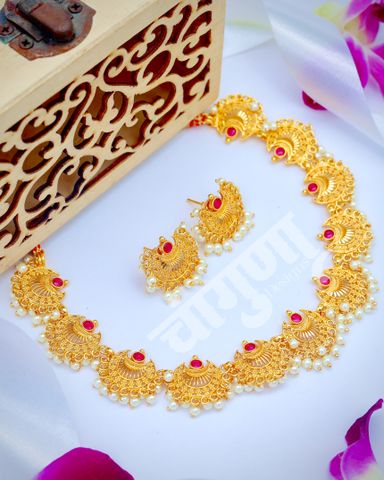 Chandrabimb Moti Thushi