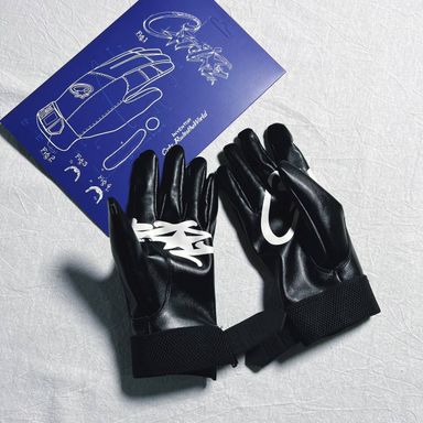 Corteiz leather gloves 