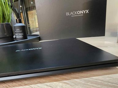 BLACK ONYX 14” LAPTOP