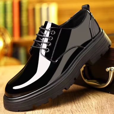 Men's Formal Business Casual British Leather Dress Shoes Comfortable Flat Light with Thick-Soled Patent Leather Autumn Features