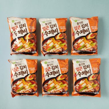 1+1 얼큰 김치 수제비  Spicy Kimchi Sujebi (exp 02/09/2025)