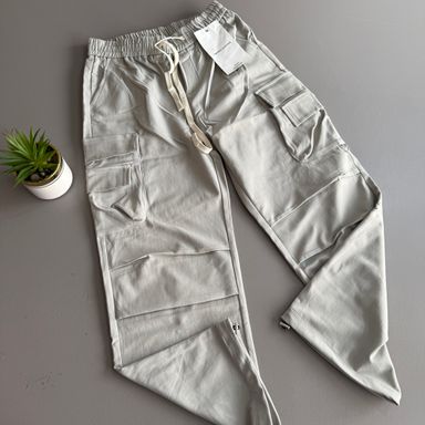 CARGO- trendy