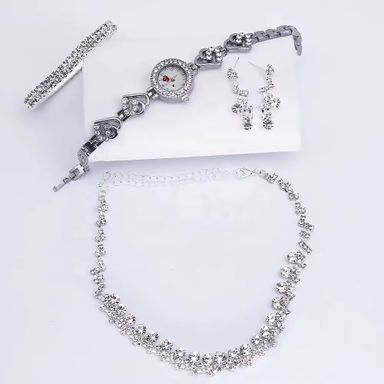 Fashionable Watch for Woman Diamond Quartz Watches Ladies Bracelet Jewelry Set Gifts for Women Bulk Buy