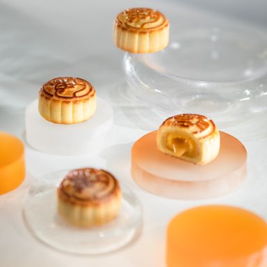 Lava Custard Mooncake (4pcs)