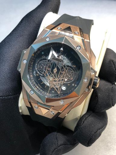 Hublot
