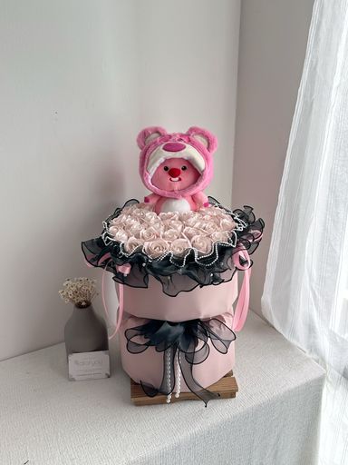 Big Loopy Soap Flower Round Bouquet
