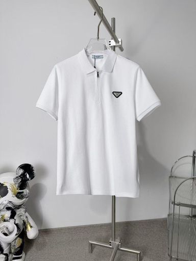 Prada [ T-shirts ]