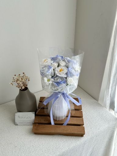 5 Stalk Soap Rose Mixed Bouquet 