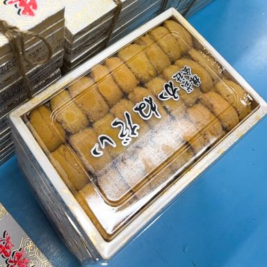 (北海道, Hokkaido) 250g 'Kanedai かねだい花箱' Murasaki Uni