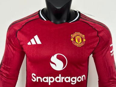 Manchester united jersey long sleeve 2025/26