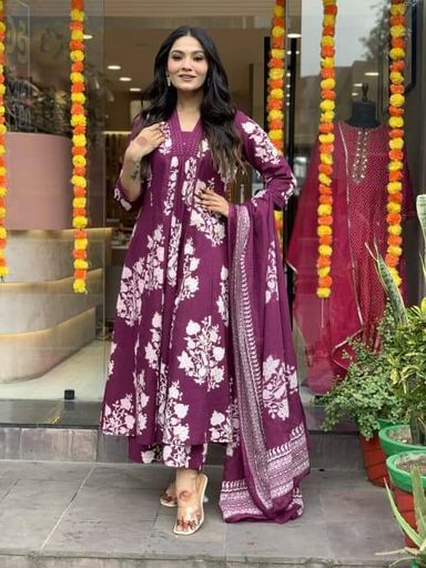 PURE COTTON SUITS SET