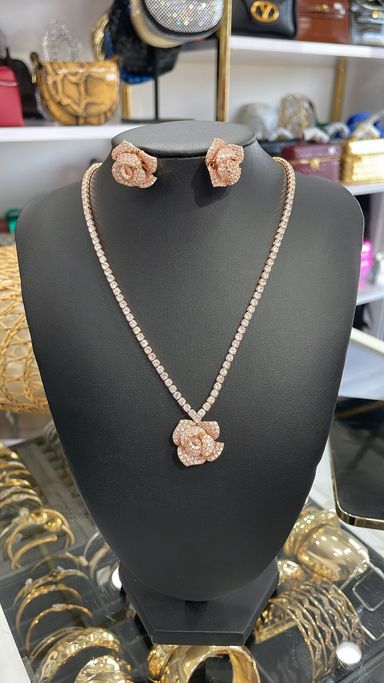 Luxury Set