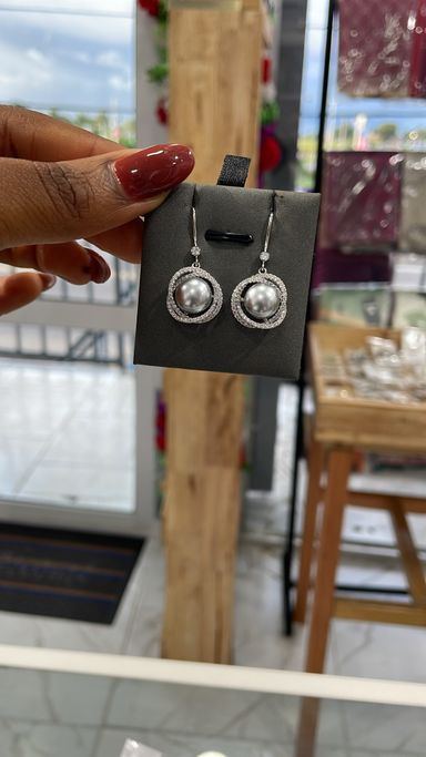Dangling Mini Earrings 