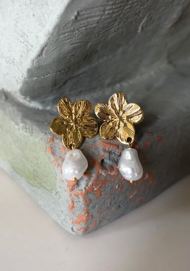 Nacar Flower Earrings 
