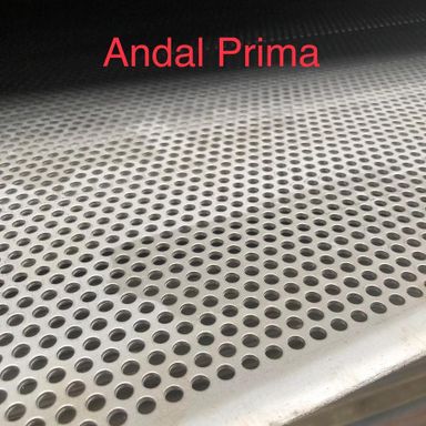 Plat Lubang Galvanil 4x8 ft (1.20 x 2.40m)