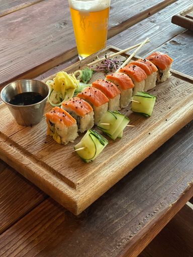 Roll de Salmón (Salmon Roll)