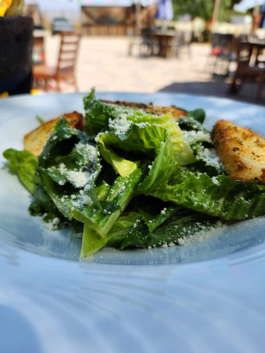 Ensalada César (Caesar Salad)