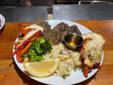 Surf & Turf New York Steak (Surf & Turf New York Steak)