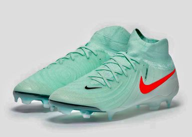 Nike Phantom 