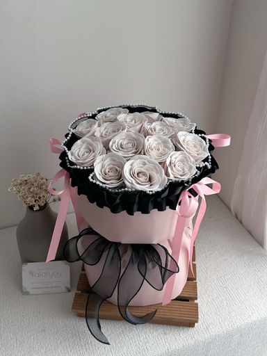 14 Stalk Awakening Soap Rose Round Bouquet  