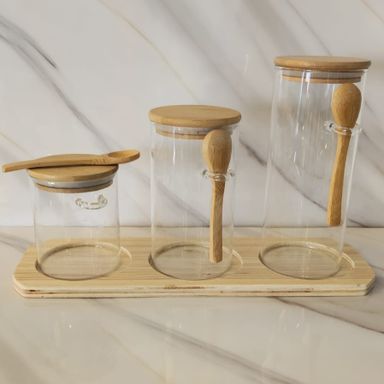 Set de 3 Bouteilles en Verre avec Cuillère en Bois - مجموعة من 3 زجاجات مع ملعقة خشبية
