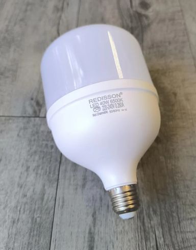 REDISSON 220v AC 40Watt E27 (Screw Type) 6500K Cool White LED Bulb (10007623)