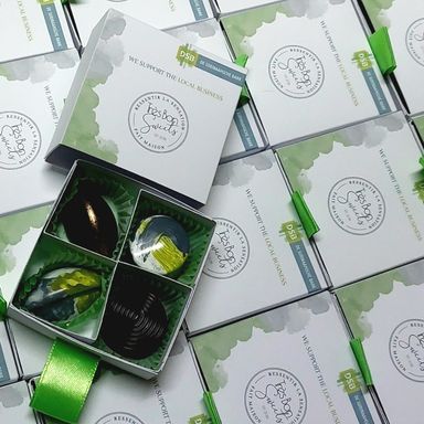 THE ART OF CORPORATE GIFTING | EXCLUSIVE SIGNATURE GIFTS FOR YOUR BRAND