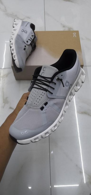 ON CLOUD - gray