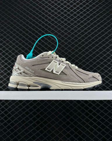 NEW BALANCE 1906R