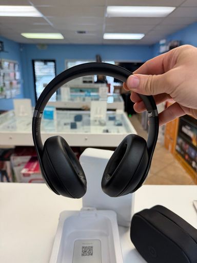 Beats Studio Pro Black Headphone with Apple Care Plus till 2027