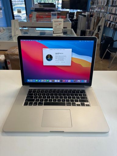 MacBook Pro 15inch i7/16gb ram/512ssd with Final Cut & Logic Pro X