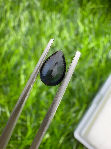 AGCL Certified 1.05ct Natural Ceylon Dark blue sapphire 