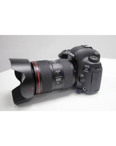Canon 5D Mark IV (24-105mm) USM 