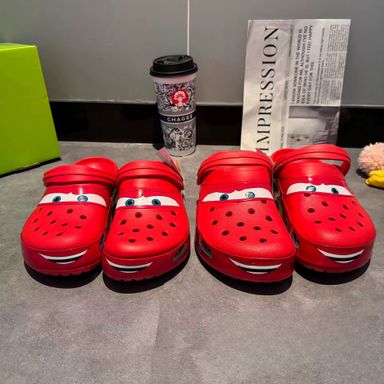 Tipo Crocs de Rayo 