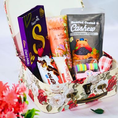 She’s Special Gift Box